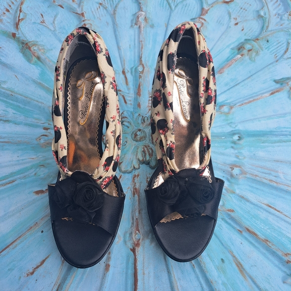 😃Poetic Licence Floral Women's Heels - Picture 2 of 8